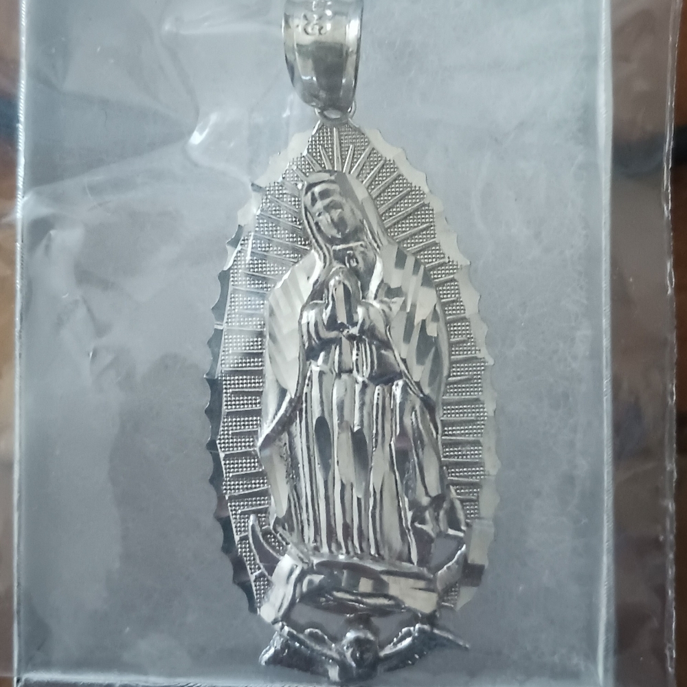 Metal Pendant